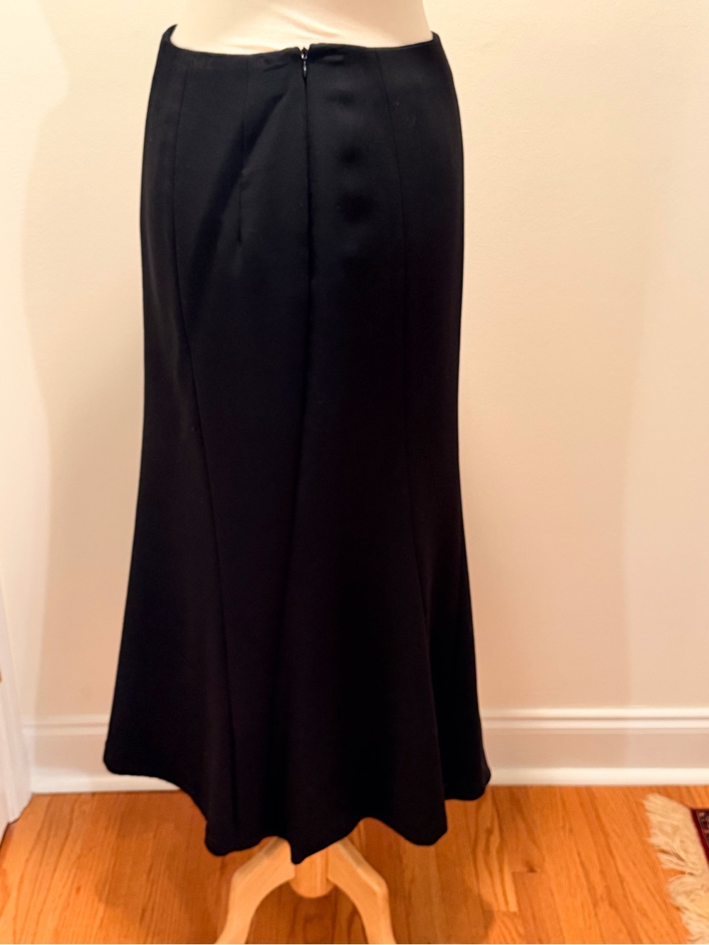 Dana Buchman Black A-Line Midi Skirt with Gentle Flare